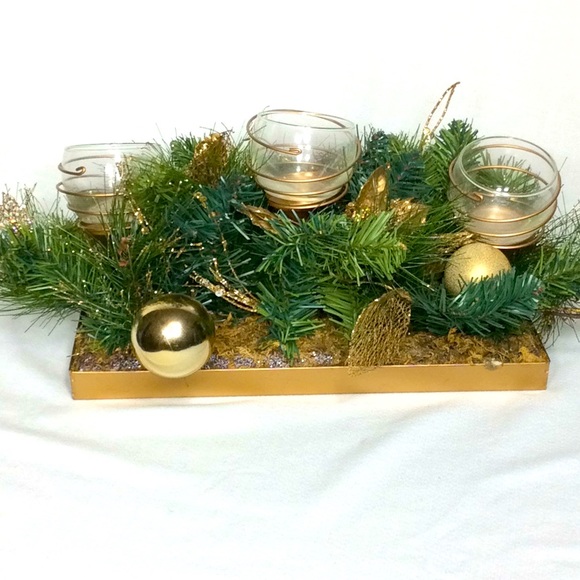 Three Candle Christmas Centerpiece - Picture 2 of 2